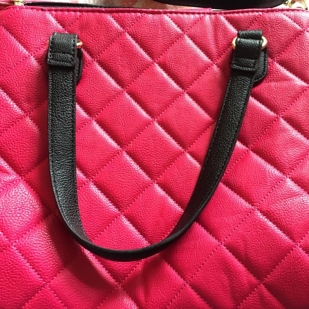 Betsey Johnson purse - Picture 3 of 4